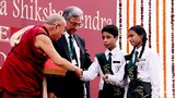 རྒྱ་གར་སློབ་ཕྲུག་ཚོར་བཀའ་སློབ།