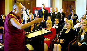 གྲོང་ཁྱེར་མེལ་སྦོན་གྱི་གྲོས་ཚོཊ་ནང་བཀའ་སློབ། གྲོང་ཁྱེར་མེལ་སྦོན་གྱི་གྲོས་ཚོཊ་ནང་བཀའ་སློབ།