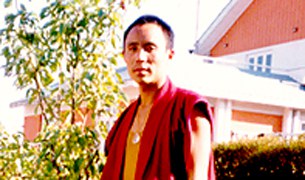 འདན་ཆོས་འཁོར་དགོན་པའི་དགེ་འདུན་པ་དྲུག་གི་གནས་སྟངས། འདན་ཆོས་འཁོར་དགོན་པའི་དགེ་འདུན་པ་དྲུག་གི་གནས་སྟངས།