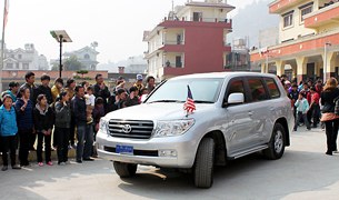 ལྕམ་མ་རི་ཡ་ཨོ་ཊི་རོ་མཆོག་བལ་ཡུལ་དུ་ཕེབས་ཡོད་པ། ལྕམ་མ་རི་ཡ་ཨོ་ཊི་རོ་མཆོག་བལ་ཡུལ་དུ་ཕེབས་ཡོད་པ།