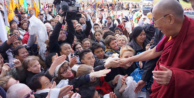 ༸གོང་ས་མཆོག་གི་སུད་སི་ནང་གི་མཛད་འཆར།