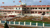 བོད་པའི་སློབ་ཕྲུག་ཚོར་སློབ་ཁྲིད།