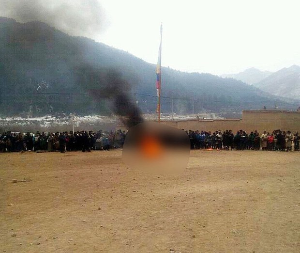 མདོ་སྨད་ཀླུ་ཆུའི་ཤིས་ཚང་ཡུལ་དུ་རང་ལུས་མེ་སྲེག མདོ་སྨད་ཀླུ་ཆུའི་ཤིས་ཚང་ཡུལ་དུ་རང་ལུས་མེ་སྲེག