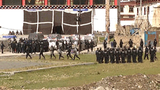 ཟིལ་དཀར་གྱི་གྲྭ་པ་ལྔ་འཛིན་བཟུང༌།