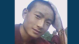 འབར་ཁམས་སུ་བོད་མི་ཞིག་གིས་མེར་བསྲེཊ།