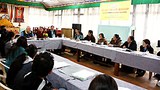སམ་བྷོ་ཊའི་སློབ་གྲྭ་དགེ་རྒན་རྣམས་ལ་ཟབ་སྦྱོང༌།