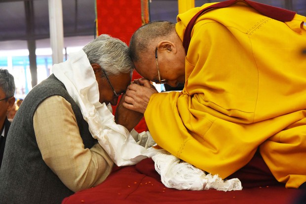 ༧གོང་ས་མཆོག་དང་རྒྱ་གར་བྷི་ཧཱར་Bihar་མངའ་སྡེའི་སྤྱི་ཁྱབ་བློན་ཆེན་སྐུ་ཞབས་(Shri Nitish Kumar)མཆོག ༢༠༡༧།༡།༡༥ ༧གོང་ས་མཆོག་དང་རྒྱ་གར་བྷི་ཧཱར་Bihar་མངའ་སྡེའི་སྤྱི་ཁྱབ་བློན་ཆེན་སྐུ་ཞབས་(Shri Nitish Kumar)མཆོག ༢༠༡༧།༡།༡༥