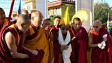 རྗེ་ཙོང་ཁ་པ་ཆེན་པོས་འགྲེལ་པ་བཞི་སྦྲགས་ལྗགས་རྩོམ་མཛད་ནས་ལོ་ངོ་༦༠༠འཁོར།