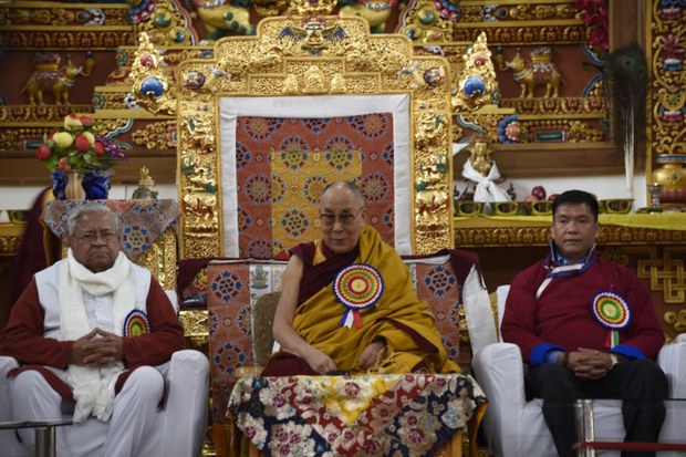 ༧གོང་ས་མཆོག་གིས་དི་རང་ས་གནས་སུ་ནང་ཆོས་སློབ་གཉེར་ཁང་ཞིག་དབུ་འབྱེད་དང་རབ་གནས་གནང་སྐབས། ༢༠༡༧།༤།༦ ༧གོང་ས་མཆོག་གིས་དི་རང་ས་གནས་སུ་ནང་ཆོས་སློབ་གཉེར་ཁང་ཞིག་དབུ་འབྱེད་དང་རབ་གནས་གནང་སྐབས། ༢༠༡༧།༤།༦