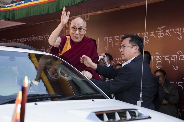 ༸གོང་ས་མཆོག་གི་ཨ་རུ་ཎཱ་ཅལ་མཛད་འཕྲིན་ལེགས་གྲུབ་བྱུང་བ།