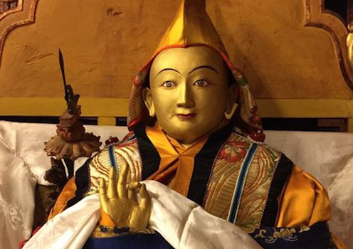 ༸རྒྱལ་དབང་སྐུ་ཕྲེང་དགུ་པ་ལུང་རྟོགས་རྒྱ་མཚོ་མཆོག