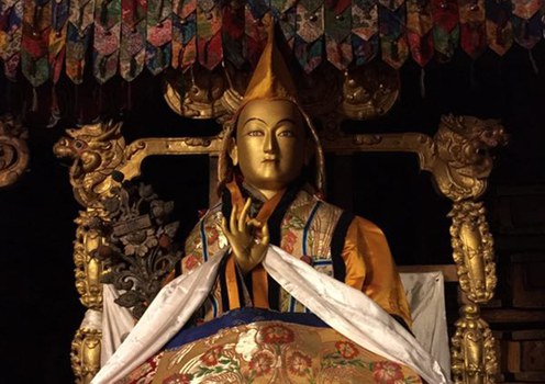 ༸རྒྱལ་དབང་སྐུ་ཕྲེང་དྲུག་པ་ཚངས་དབྱངས་རྒྱ་མཚོ་མཆོག