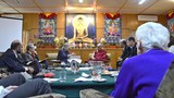 ༧གོང་ས་སྐྱབས་མགོན་ཆེན་པོ་མཆོག་དབུ་བཞུགས་ཐོག་སེམས་དང་སྲོག་གི་བགྲོ་གླེང་ལྷན་ཚོགས་ཐེངས་༢༧པ་དེ་བཞུགས་སྒར་རྡ་རམ་ས་ལར་ཚོགས་བཞིན་པ།