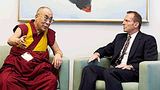 ཨོ་སི་ཁྲོ་ལི་ཡའི་ཕྱོཌ་འགལ་ཚོཌ་དང་མཇལ་འཕྲད།