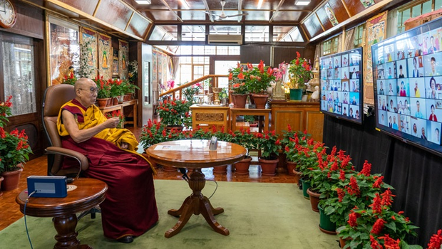༧གོང་ས་༧སྐྱབས་མགོན་ཆེན་པོ་མཆོག་གིས་ཀོ་རི་ཡའི་དད་ལྡན་པ་ཚོར་བྱམས་བརྩེ་དང་འཚེ་མེད་ཞི་བའི་སྐོར་བཀའ་སློབ་བསྩལ་བ། ༧གོང་ས་༧སྐྱབས་མགོན་ཆེན་པོ་མཆོག་གིས་ཀོ་རི་ཡའི་དད་ལྡན་པ་ཚོར་བྱམས་བརྩེ་དང་འཚེ་མེད་ཞི་བའི་སྐོར་བཀའ་སློབ་བསྩལ་བ།