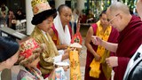 ༸གོང་ས་མཆོག་ལོང་སྦིཆ་རུ་ཞབས་སོར་འཁོད་པ།
