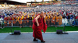 མེལ་བོན་གྲོང་ཁྱེར་ནང་གི་ཆོས་འབྲེལ་མཛད་འཕྲིན།