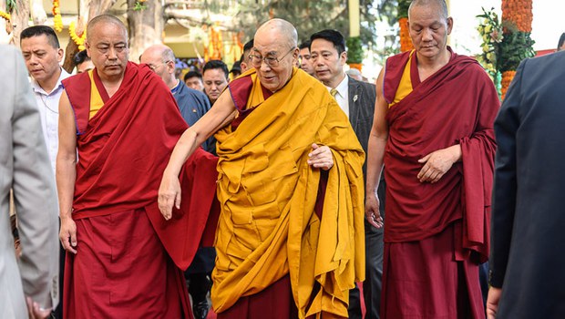 ༧གོང་ས་མཆོག་གི་རླབས་ཆེན་མཛད་པ།