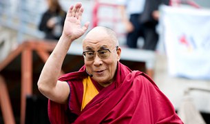 ༸གོང་ས་མཆོག་མེཀ་སི་ཀོ་རུ་ཆིབས་བསྒྱུར། ༸གོང་ས་མཆོག་མེཀ་སི་ཀོ་རུ་ཆིབས་བསྒྱུར།