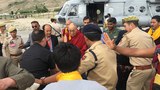 ༸གོང་ས་མཆོག་ཟངས་དཀར་དུ་ཞབས་སོར་བདེ་བར་འཁོད་པ།