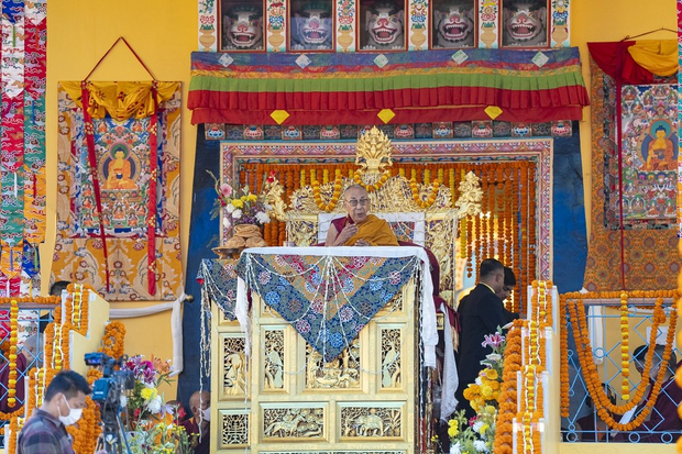 གཅིག་ཕན་གཅིག་རོགས་བྱས་ཏེ་ཞི་བདེར་འབད་དགོས།