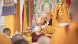 སྤྱན་རས་གཟིགས་ཀྱི་བཀའ་དབང་དང་བརྟན་བཞུགས་བསྟར་འབུལ།
