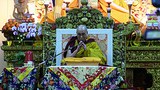 ༸གོང་ས་མཆོག་ནས་སོག་པོའི་ཆོས་ཞུ་བ་རྣམས་ལ་གསུང་ཆོས་དབུ་འཛུགས་མཛད་ཡོད་པ།