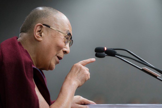 ལྡེ་ར་ལྡུན་ནས་ཡིན་པའི་བོད་མི་རྒན་ཁོག་རྣམས་ལ་མཇལ་ཁ་གནང་ཡོད་པ། ལྡེ་ར་ལྡུན་ནས་ཡིན་པའི་བོད་མི་རྒན་ཁོག་རྣམས་ལ་མཇལ་ཁ་གནང་ཡོད་པ།