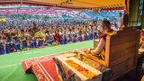 ༸གོང་ས་མཆོག་ནས་རྡ་སྟེང་བོད་ཁྱིམ་དུ་ནང་ཆོས་ངོ་སྤྲོད་མཇུག་སྒྲིལ་གནང་བ།