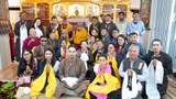 ༸གོང་ས་༸སྐྱབས་མགོན་ཆེན་པོ་མཆོག་གིས་ལ་དྭགས་ཀྱི་སཱི་ཤེས་ཡོན་སློབ་གསོའི་ཚོགས་ཆེན་གྱི་ཚོགས་བཅར་བར་མཇལ་ཁ་དང་བཀའ་སློབ་བསྩལ་བ།