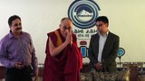༸གོང་ས་མཆོག་ནས་ལག་ཁྱེར་ཁ་པར་ཐོག་གི་སྟབས་བདེ་འཕྲུལ་ཆས་དབུ་འབྱེད། 
