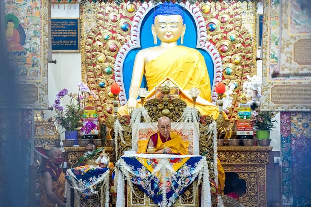 ཞི་བདེ་སེམས་ནས་ཡོང་དགོས་པ་དང་བརྩེ་བ་གལ་ཆེ་བ། ཞི་བདེ་སེམས་ནས་ཡོང་དགོས་པ་དང་བརྩེ་བ་གལ་ཆེ་བ།