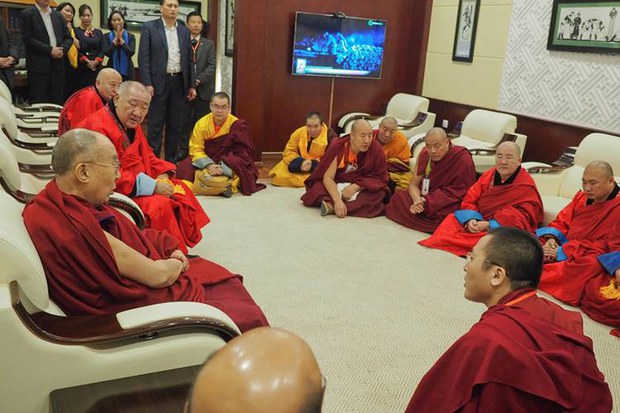 སོག་ཡུལ་གྱི་ཆིབས་བསྒྱུར་དང་མང་ཚོགས་ལ་ཤུགས་རྐྱེན། སོག་ཡུལ་གྱི་ཆིབས་བསྒྱུར་དང་མང་ཚོགས་ལ་ཤུགས་རྐྱེན།