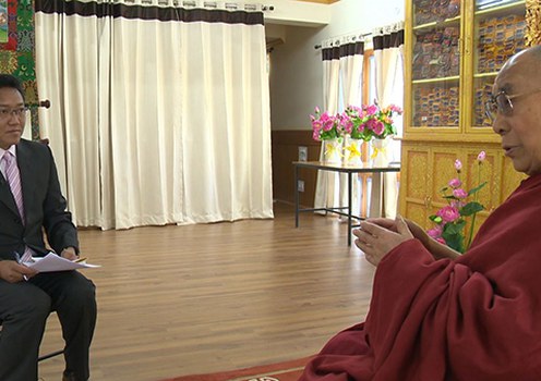 ༧གོང་ས་མཆོག་ལ་ཨེ་ཤེ་ཡ་རང་དབང་རླུང་འཕྲིན་ཁང་གི་སྤྱི་ཁྱབ་རྩོམ་སྒྲིག་འགན་འཛིན་སྐལ་ལྡན་བློ་གྲོས་ལགས་ཀྱིས་ཆེད་བཅར་བཀའ་འདྲི་ཞུ་བཞིན་པ།