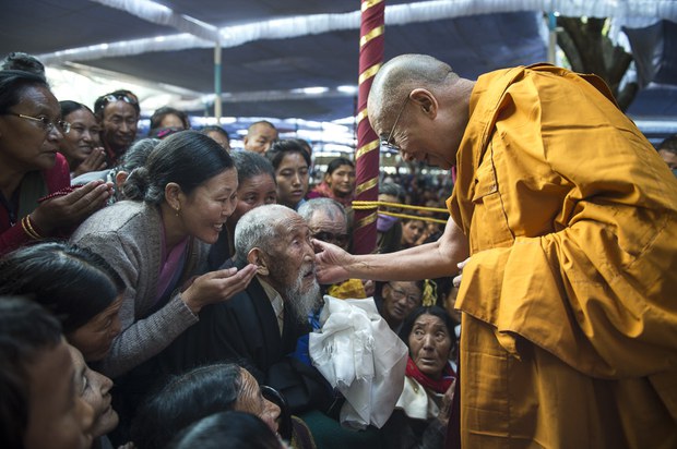 བདེན་པའི་སྟོབས་ཤུགས་ལ་བརྟེན་དགོས།