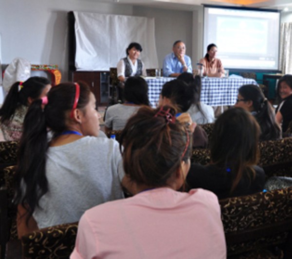 མཐོ་སློབ་སློབ་འཇུག་གི་རྒྱུས་སྟོན་༡༠པ། མཐོ་སློབ་སློབ་འཇུག་གི་རྒྱུས་སྟོན་༡༠པ།