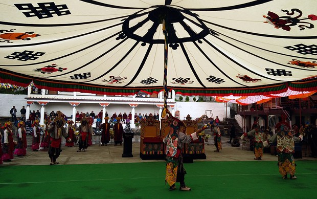 བཞུགས་སྒར་དུ་བོད་ཀྱི་ཞོ་སྟོན་ཐེངས་༢༣པ་དེ་འགོ་བཙུགས་གནང་ཡོད་པ། བཞུགས་སྒར་དུ་བོད་ཀྱི་ཞོ་སྟོན་ཐེངས་༢༣པ་དེ་འགོ་བཙུགས་གནང་ཡོད་པ།
