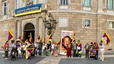 ཀུན་གཟིགས་པཎ་ཆེན་དགེ་འདུན་ཆོས་ཀྱི་ཉི་མ་མཆོག་གར་སོང་ཆ་མེད་དུ་གྱུར་ནས་ལོ་ངོ་༢༧འཁོར་བའི་ཉིན་བོད་མི་དང་བོད་དོན་རྒྱབ་སྐོར་བ་ཚོས་ངོ་རྒོལ་གནང་བ།