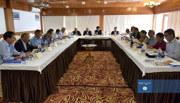བོད་རྒྱ་ཞི་མོལ་ལས་དོན་ཚོགས་ཆུང་གི་ལྷན་ཚོགས་དབུ་འཛུགས་གནང་བ། བོད་རྒྱ་ཞི་མོལ་ལས་དོན་ཚོགས་ཆུང་གི་ལྷན་ཚོགས་དབུ་འཛུགས་གནང་བ།