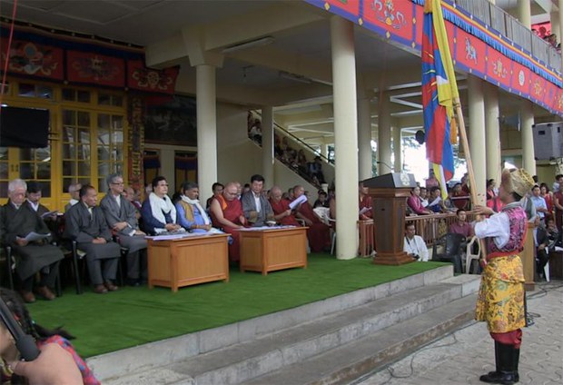 བོད་ཀྱི་མང་གཙོའི་དུས་ཆེན་ཐེངས་༥༦སྲུང་བརྩི་ཞུས་པ།