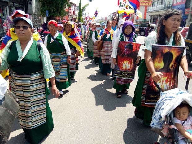 རྒྱ་གར་ལྷོ་ཕྱོགས་སུ་སྐད་འབོད་ཀྱི་ལམ་ནས་བོད་ཀྱི་བུད་མེད་སྒེར་ལངས་ཐེངས་༥༩པ་སྲུང་བརྩི་ཞུས་པ། རྒྱ་གར་ལྷོ་ཕྱོགས་སུ་སྐད་འབོད་ཀྱི་ལམ་ནས་བོད་ཀྱི་བུད་མེད་སྒེར་ལངས་ཐེངས་༥༩པ་སྲུང་བརྩི་ཞུས་པ།