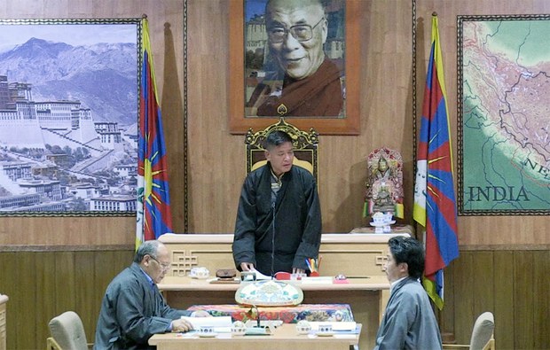 བོད་མི་མང་སྤྱི་འཐུས་ལྷན་ཚོགས་ཀྱི་གྲོས་ཚོགས་ཚོགས་དུས་ཉིན་ལྔ་པ། བོད་མི་མང་སྤྱི་འཐུས་ལྷན་ཚོགས་ཀྱི་གྲོས་ཚོགས་ཚོགས་དུས་ཉིན་ལྔ་པ།
