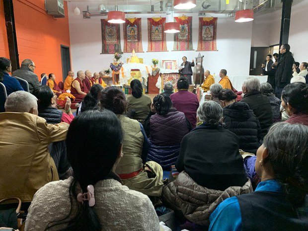 ཀྲོ་རོན་ཀྲོ་རུ་སྐྱབས་རྗེ་ཟམ་གདོང་རིན་པོ་ཆེ་མཆོག་དགུང་གྲངས་༨༠་ལ་ཕེབས་པའི་འཁྲུངས་སྐར་སྲུང་བརྩི། ཀྲོ་རོན་ཀྲོ་རུ་སྐྱབས་རྗེ་ཟམ་གདོང་རིན་པོ་ཆེ་མཆོག་དགུང་གྲངས་༨༠་ལ་ཕེབས་པའི་འཁྲུངས་སྐར་སྲུང་བརྩི།