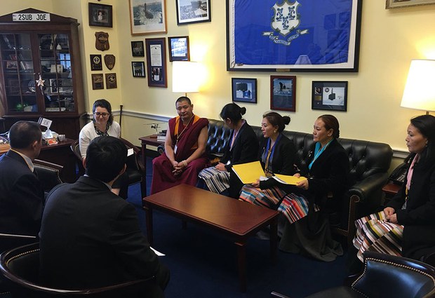 བོད་དོན་ཞུ་སྐུལ་གྱི་ལས་འགུལ་བརྒྱད་པ། བོད་དོན་ཞུ་སྐུལ་གྱི་ལས་འགུལ་བརྒྱད་པ།