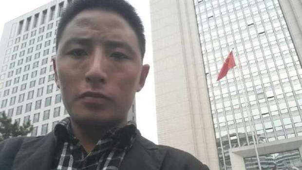 བོད་རང་བཙན་སློབ་ཕྲུག་ཚོགས་པས་བཀྲིས་དབང་ཕྱུག་གློད་གྲོལ་དགོས་པའི་ལས་འགུལ་སྤེལ་འཆར།