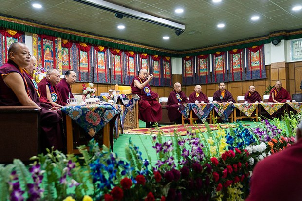 ཆོས་ཚོགས་ཐེངས་༡༤པའི་ཐོག་བཞག་པའི་གྲོས་ཆོད་ཀྱི་གནད་དོན་དང་གྲུབ་འབྲས། ཆོས་ཚོགས་ཐེངས་༡༤པའི་ཐོག་བཞག་པའི་གྲོས་ཆོད་ཀྱི་གནད་དོན་དང་གྲུབ་འབྲས།