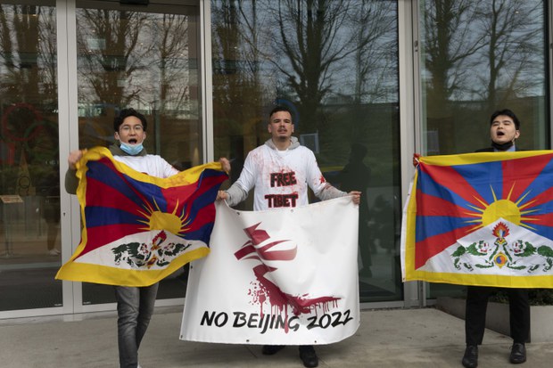 སུད་སི་གྲོང་ཁྱེར་ལཱུ་ཛན་ནང་ཁྲག་གི་ལས་འགུལ་ཟེར་བ་ཞིག་སྤེལ་འདུག
