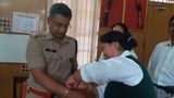 བུད་མེད་ལྷན་ཚོགས་ནས་སྐུད་ཐག་བསྡམས་ནས་སྤུན་གྲོགས་བསྒྲིགས་པའི་ཉིན་མོ་སྲུང་བརྩི།