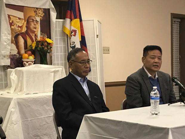རྒྱལ་སའི་མངའ་ཁུལ་གྱི་བོད་རིགས་སྤྱི་མཐུན་ཚོགས་པས་དོན་གསར་རྙིང་ལ་གསོལ་སྟོན་ཕུལ་བ། རྒྱལ་སའི་མངའ་ཁུལ་གྱི་བོད་རིགས་སྤྱི་མཐུན་ཚོགས་པས་དོན་གསར་རྙིང་ལ་གསོལ་སྟོན་ཕུལ་བ།
