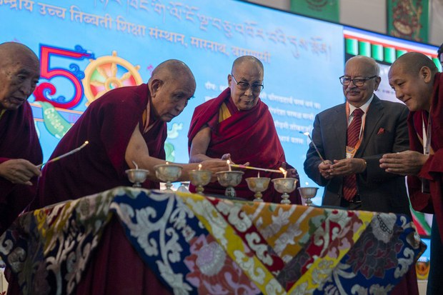 ཝཱ་ཎ་བོད་ཀྱི་གཙུག་ལག་སློབ་གཉེར་ཁང་ལོ་༥༠འཁོར་བ། ཝཱ་ཎ་བོད་ཀྱི་གཙུག་ལག་སློབ་གཉེར་ཁང་ལོ་༥༠འཁོར་བ།